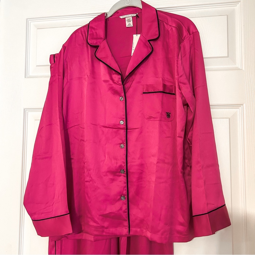 Victoria's Secret Fuchsia Satin Pajama Set